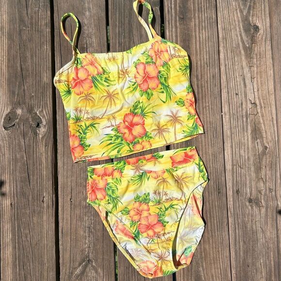 Vintage Venus Hawaiian Print Bikini - Picture 1 of 4